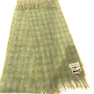 The John Shillito  Co Vintage Scarf (Mohair /Wool)